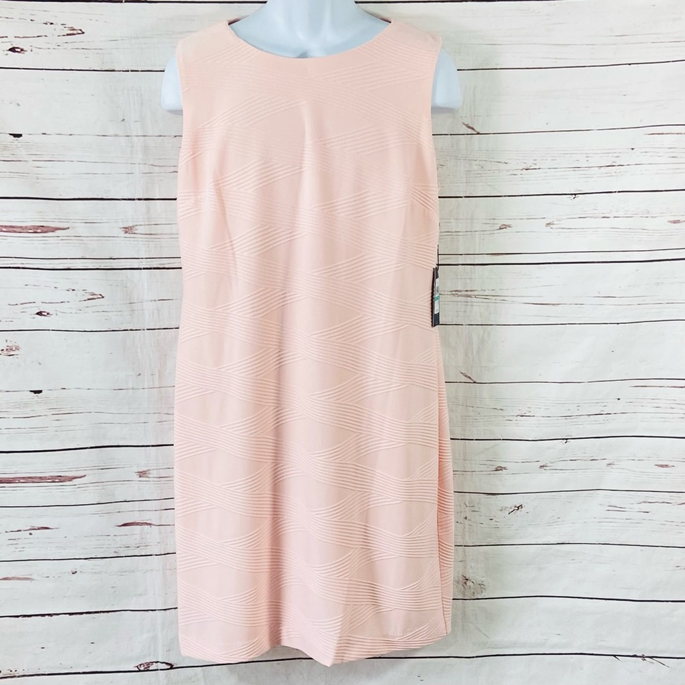 Tommy Hilfiger Dress Women’s 16 Pink Sleeveless Sheath‎ Textured.